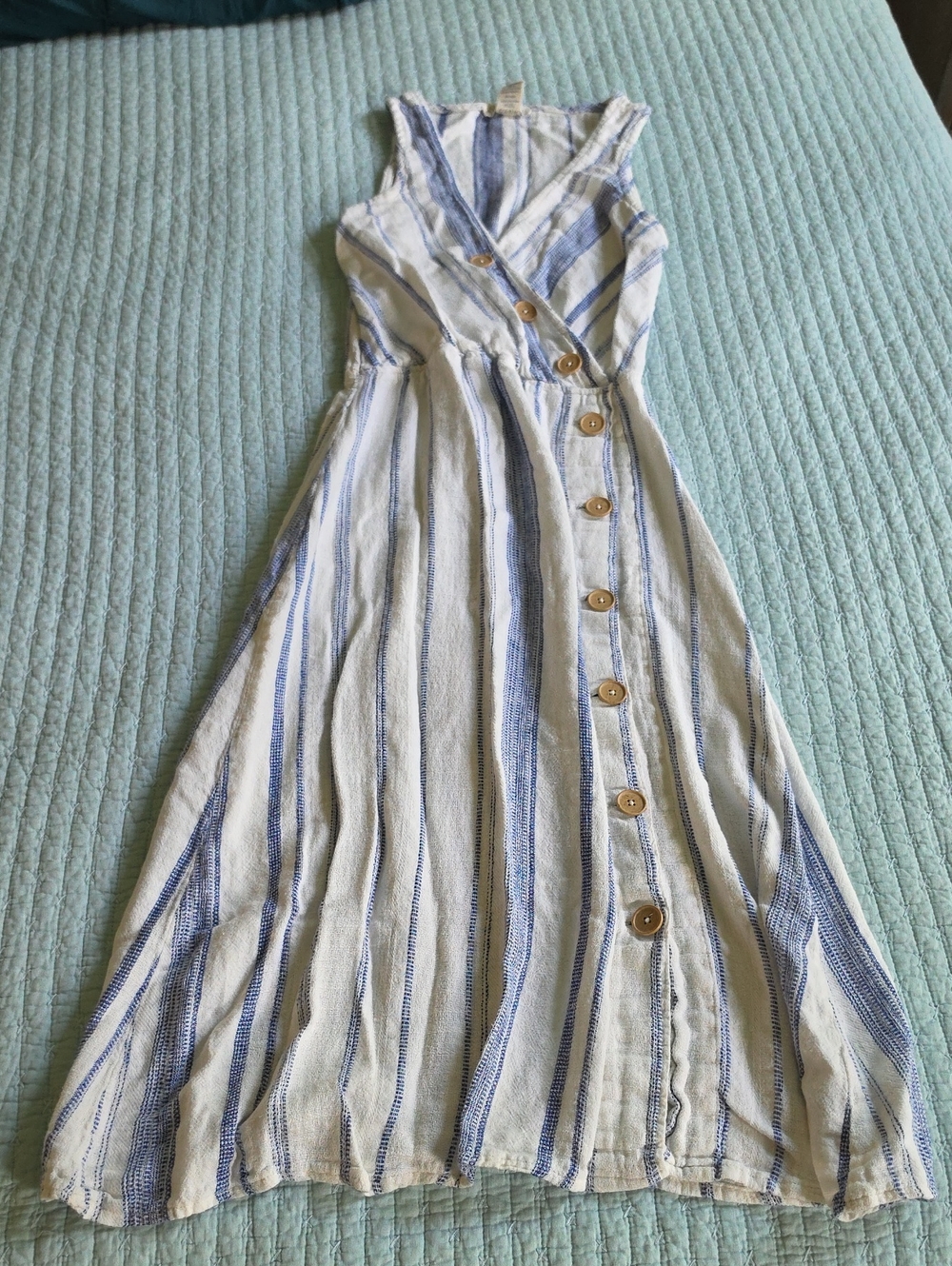 Sleeveless Blue & White Linen Dress